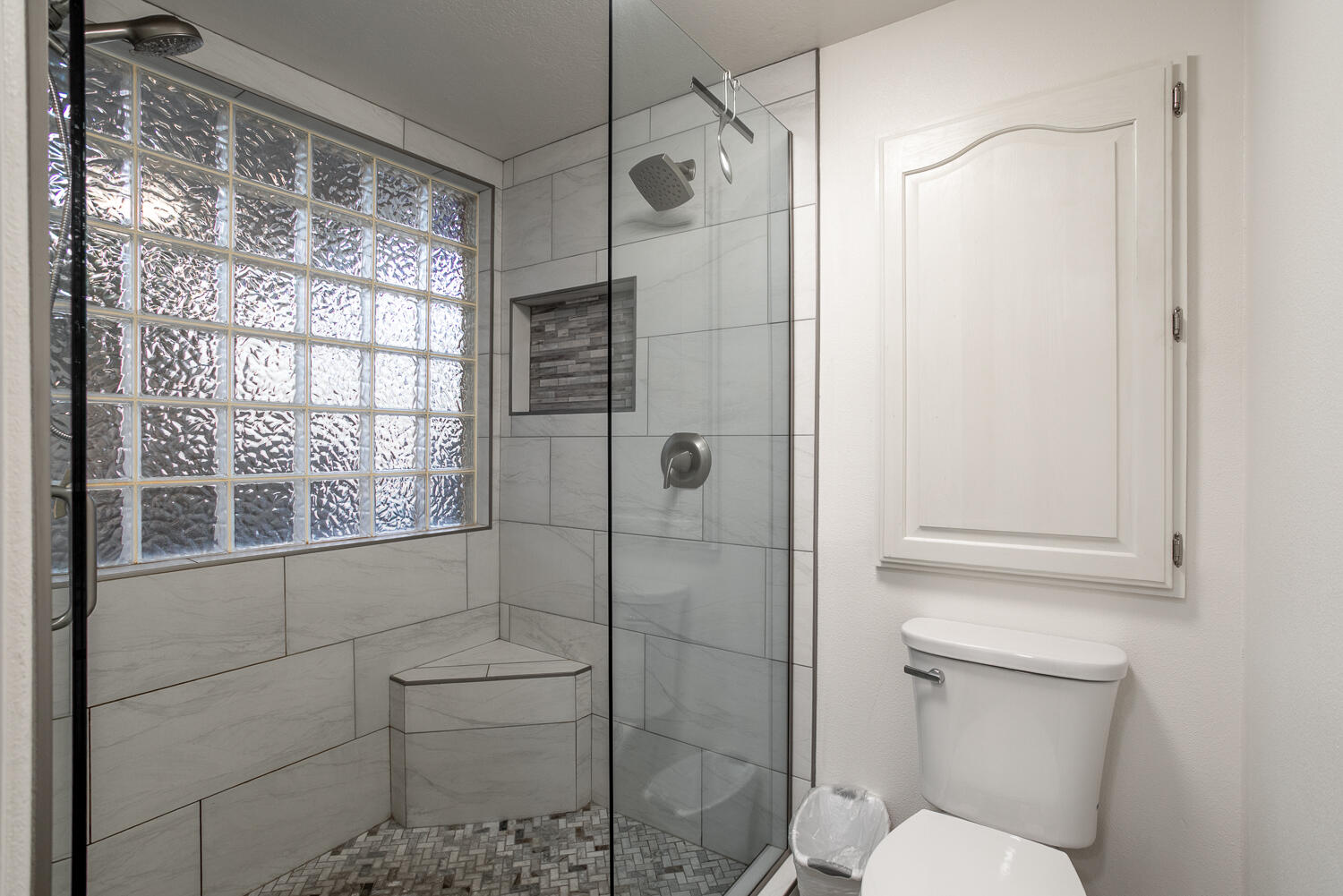 DIXIE MOBILE ESTATES - Residential