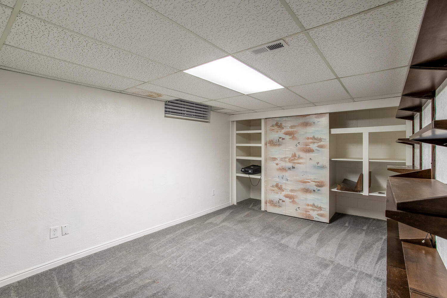 DIXIE MOBILE ESTATES - Residential