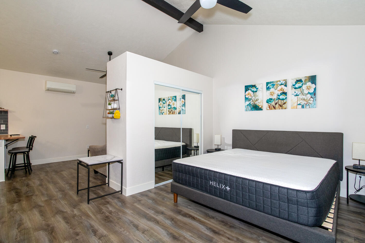 DIXIE MOBILE ESTATES - Residential