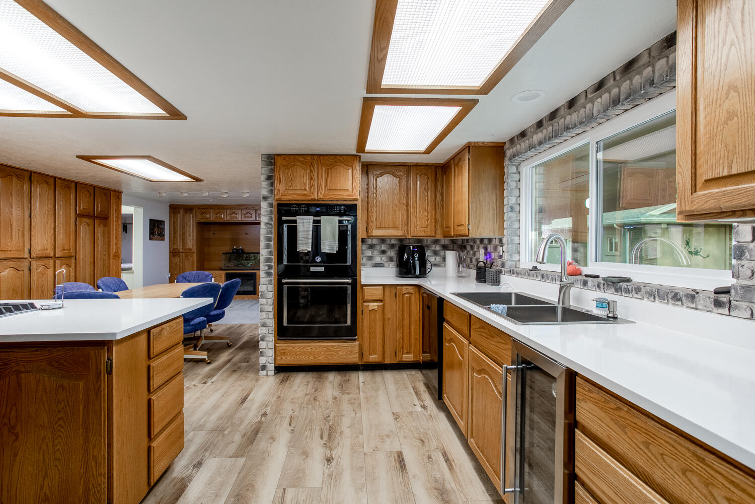 DIXIE MOBILE ESTATES - Residential