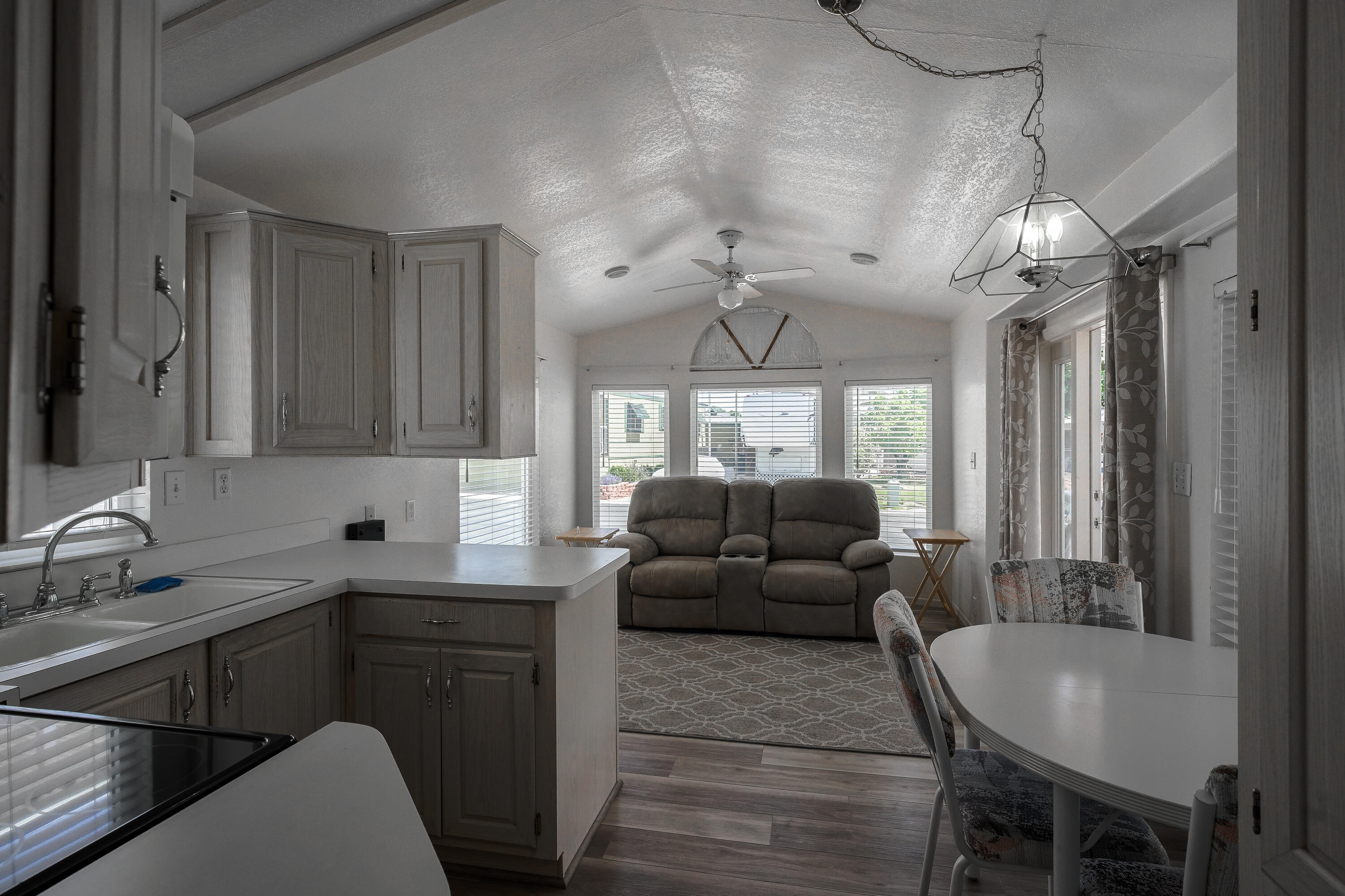 CHEROKEE SPRINGS RV PARK - Residential