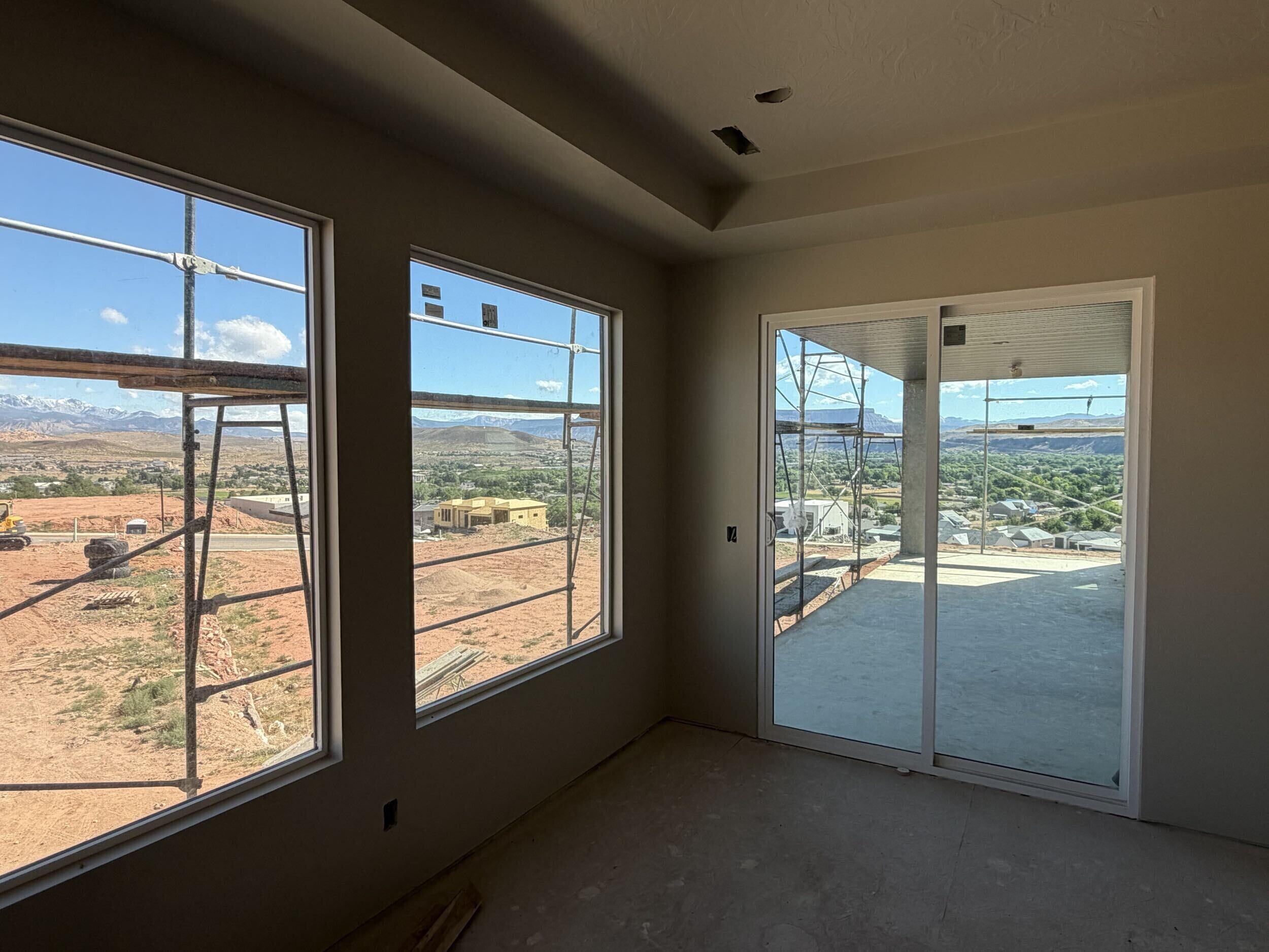 MOUNTAIN VIEW ESTATES - Residential