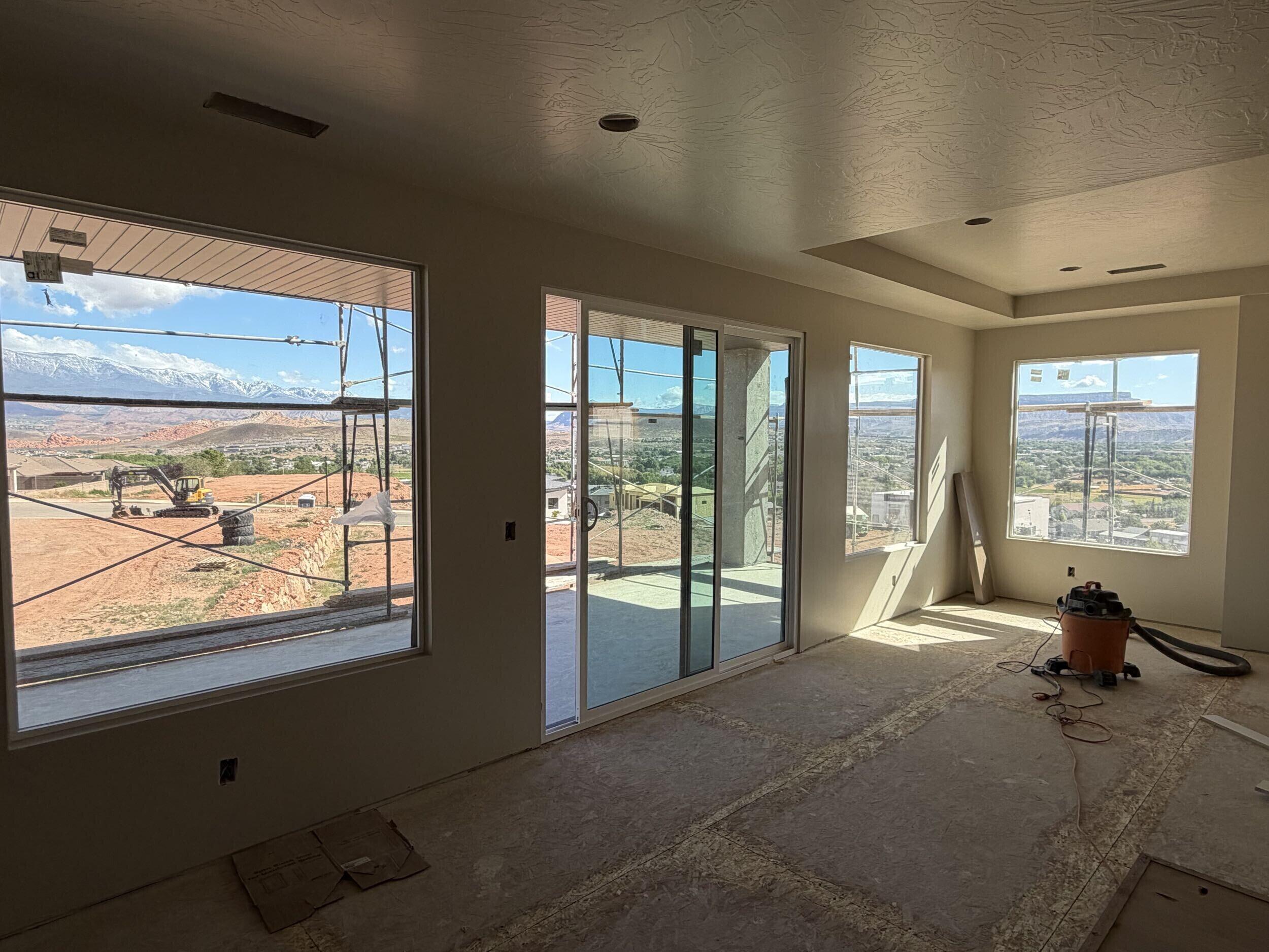 MOUNTAIN VIEW ESTATES - Residential