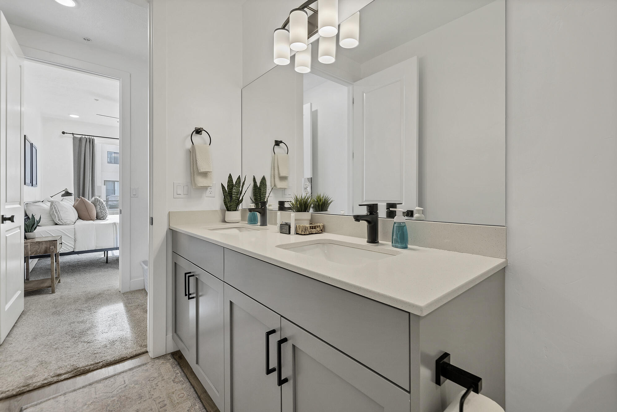 DESERT COLOR RESORT - Residential