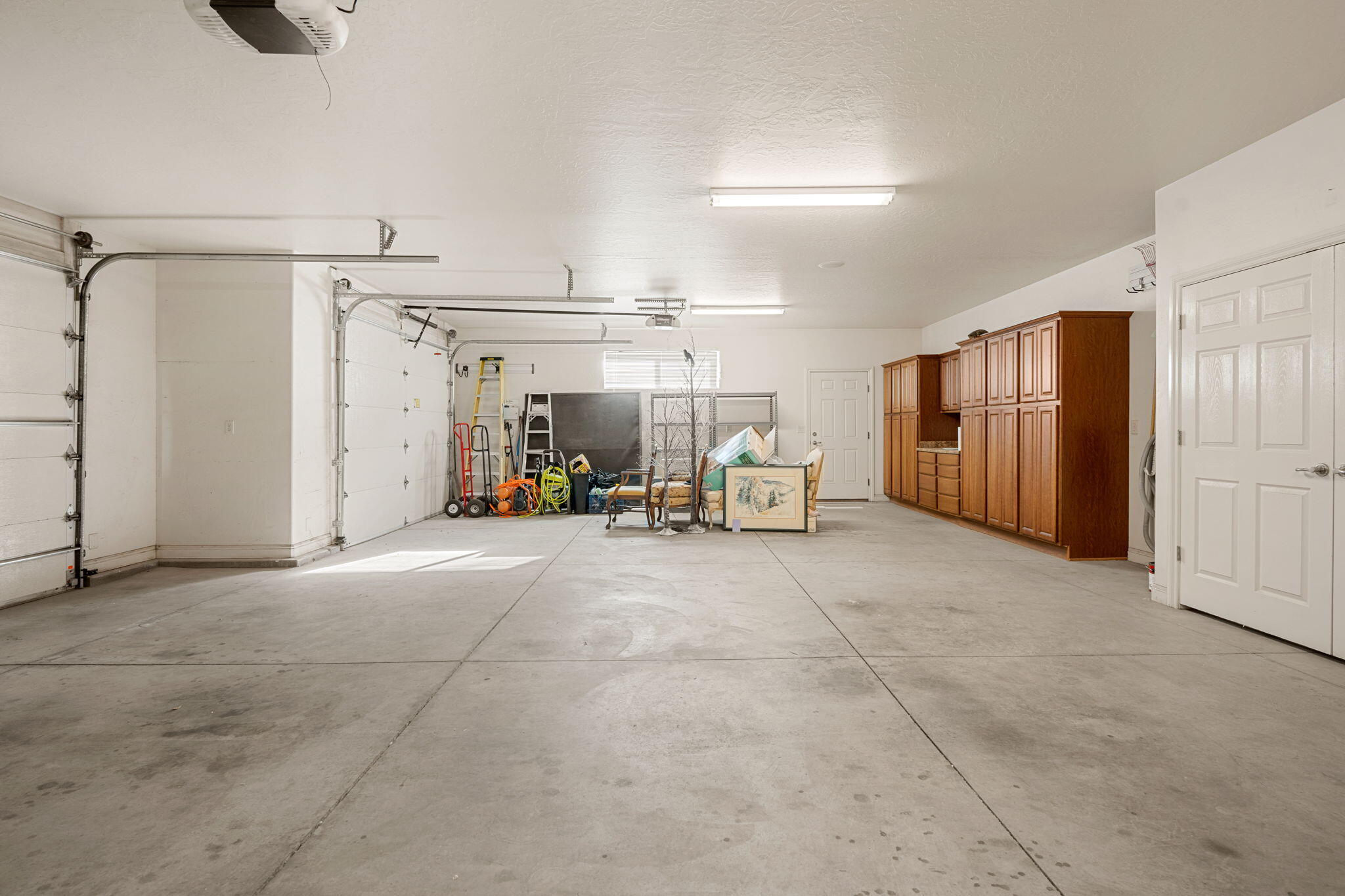 SILVER FALLS AT WASHINGTON BENCH - Residential