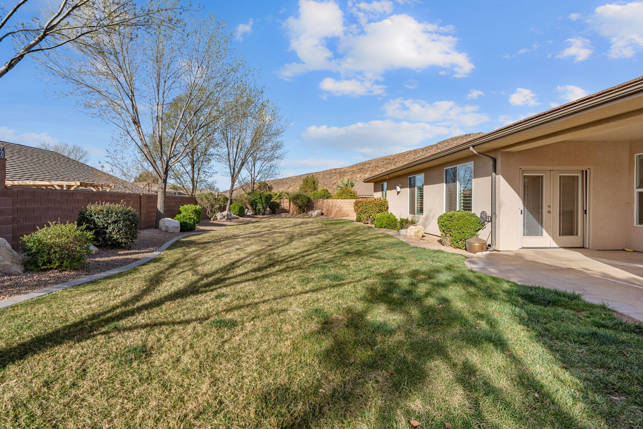 SILVER FALLS AT WASHINGTON BENCH - Residential
