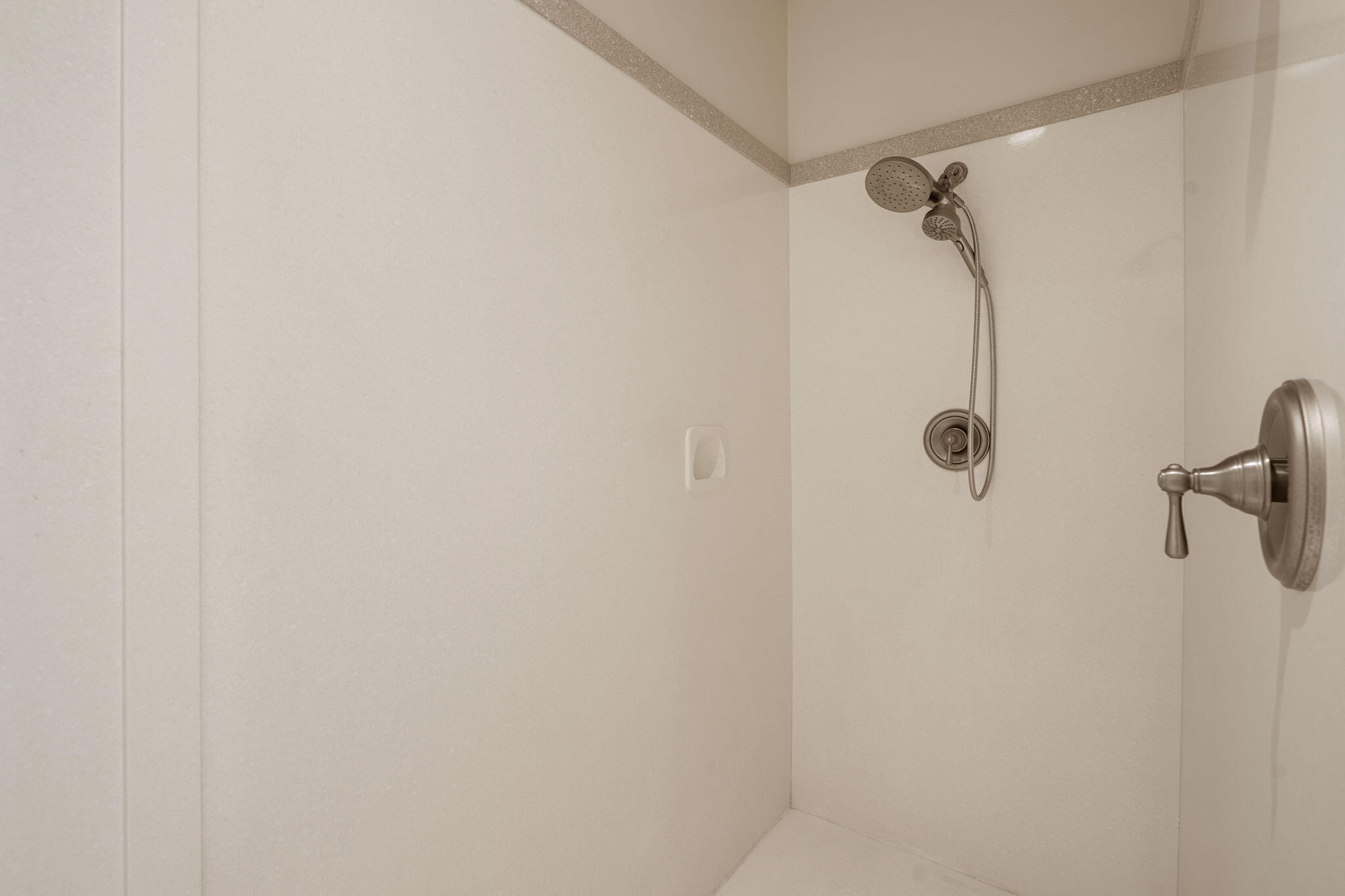 SILVER FALLS AT WASHINGTON BENCH - Residential