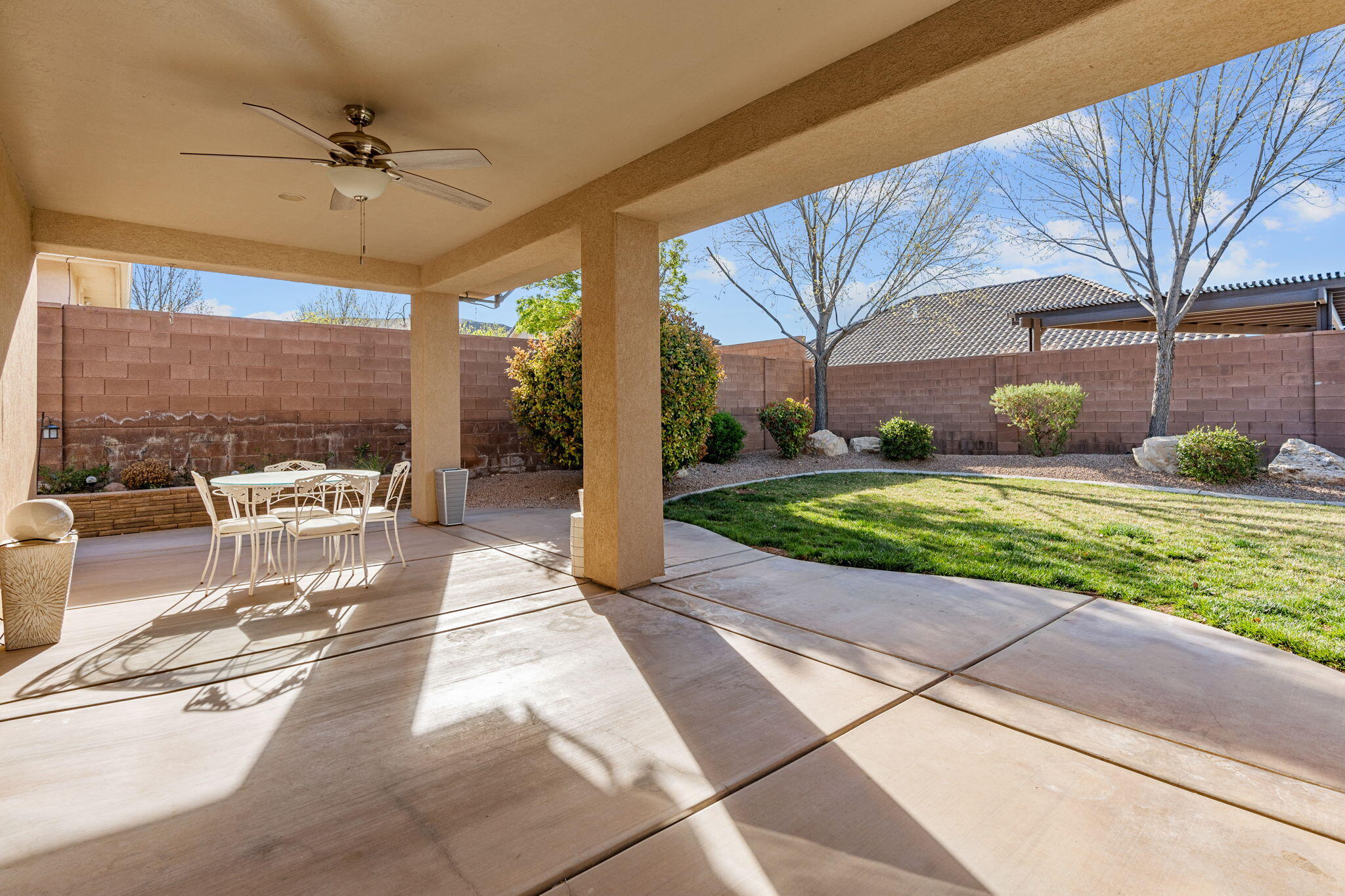 SILVER FALLS AT WASHINGTON BENCH - Residential