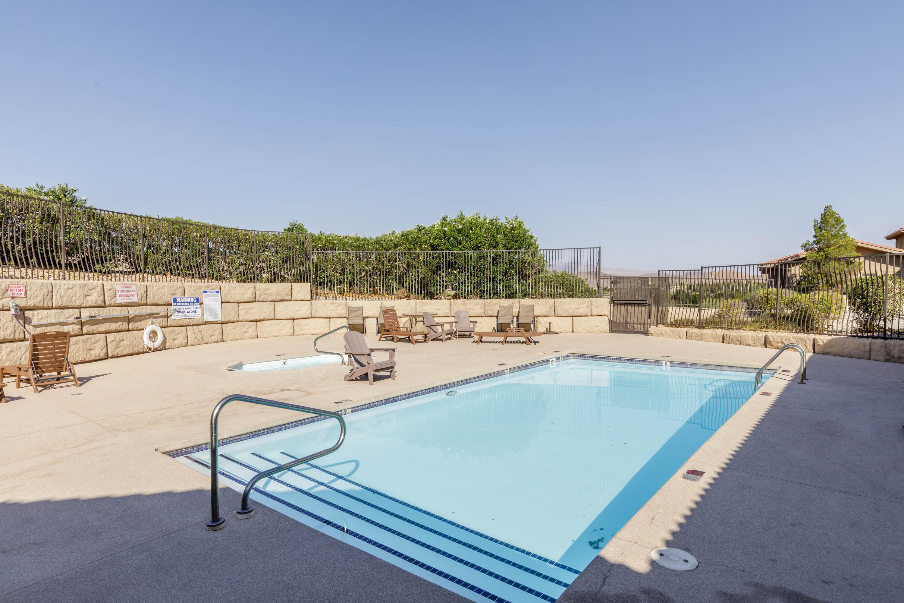 BELLA TERRAZZA AT SUNBROOK - Residential