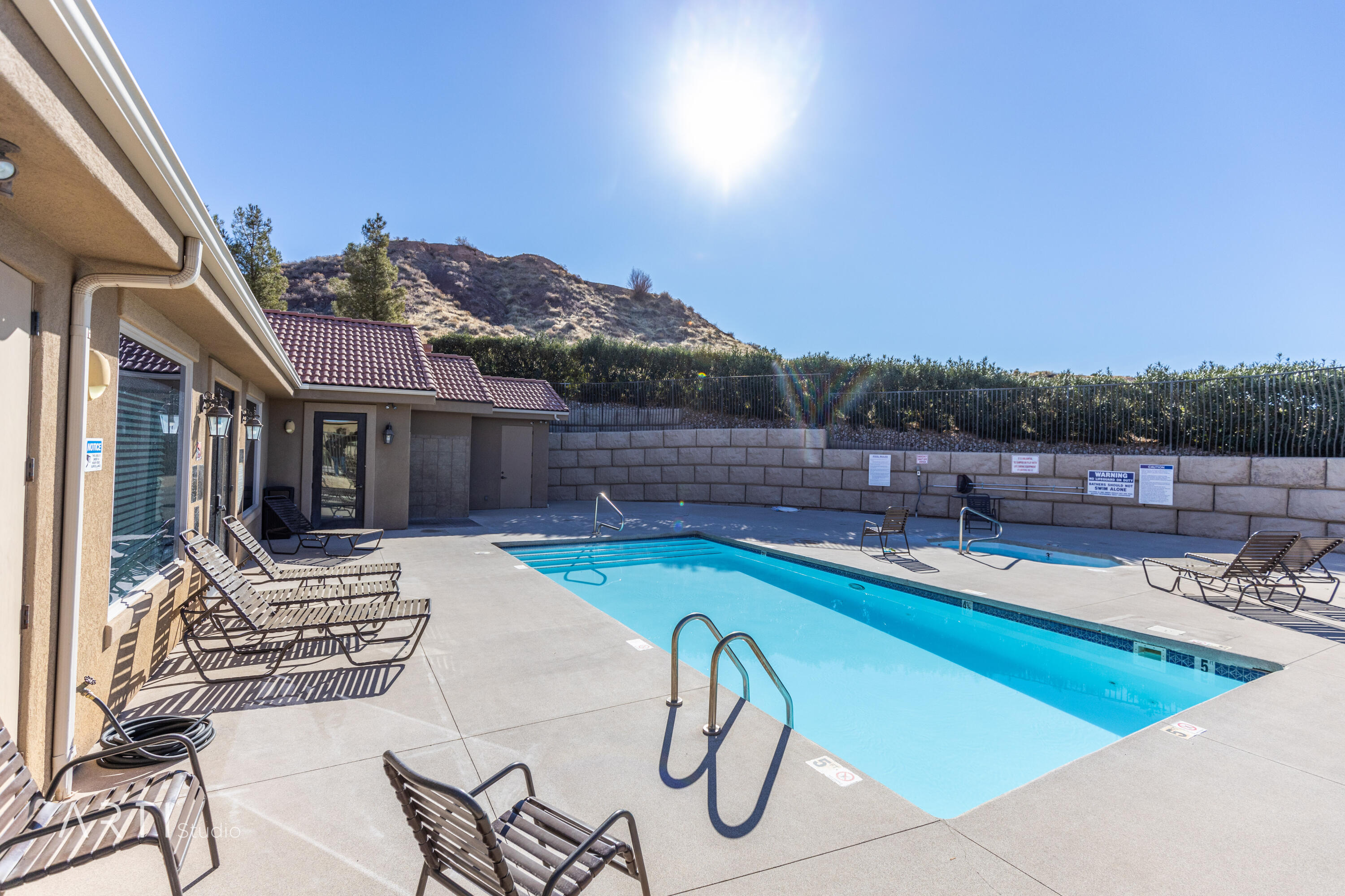 BELLA TERRAZZA AT SUNBROOK - Residential