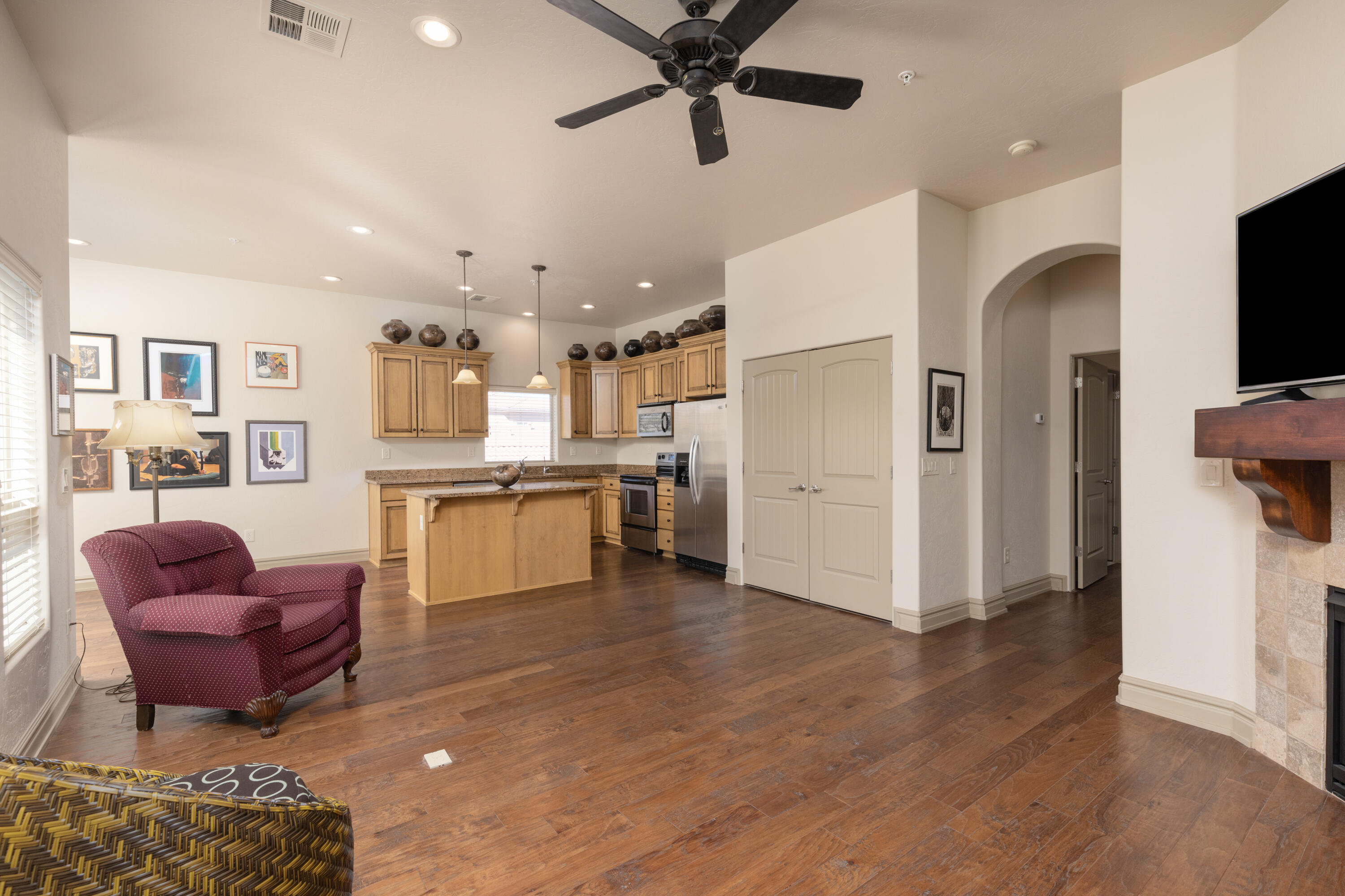 BELLA TERRAZZA AT SUNBROOK - Residential