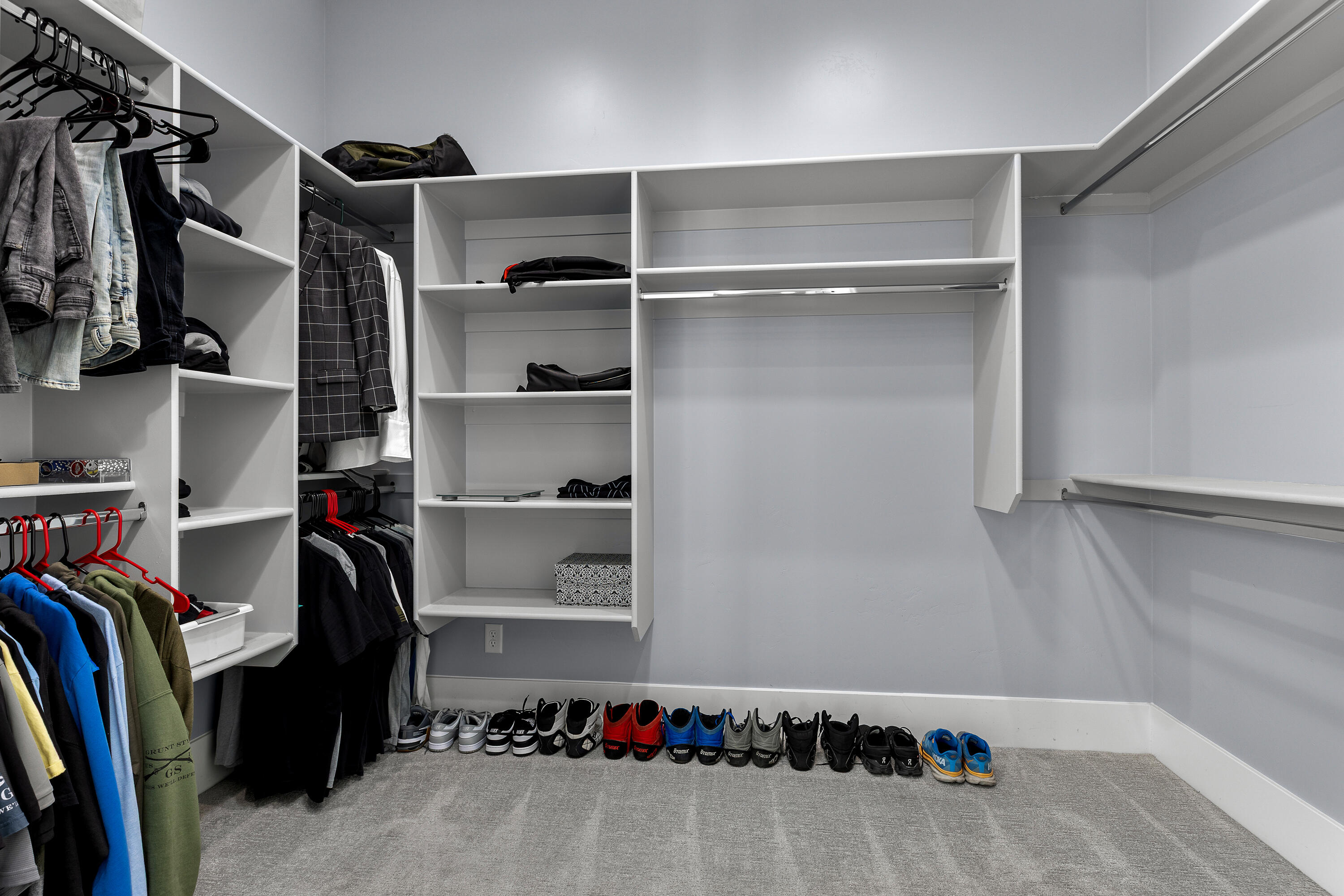 WASHINGTON VISTA - Residential