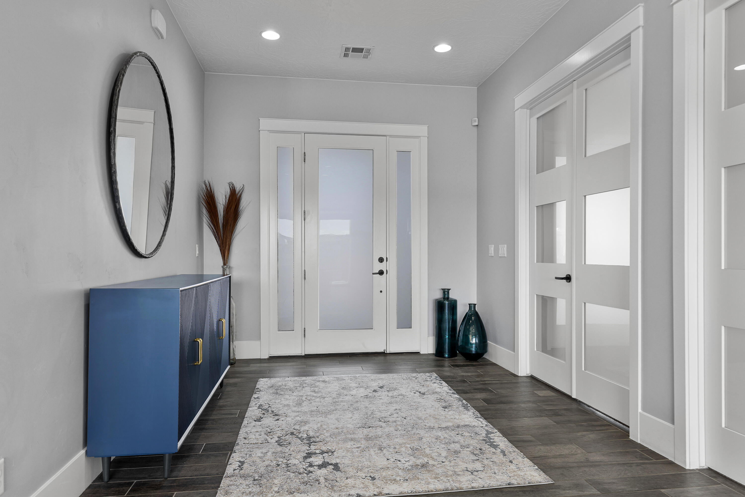 WASHINGTON VISTA - Residential