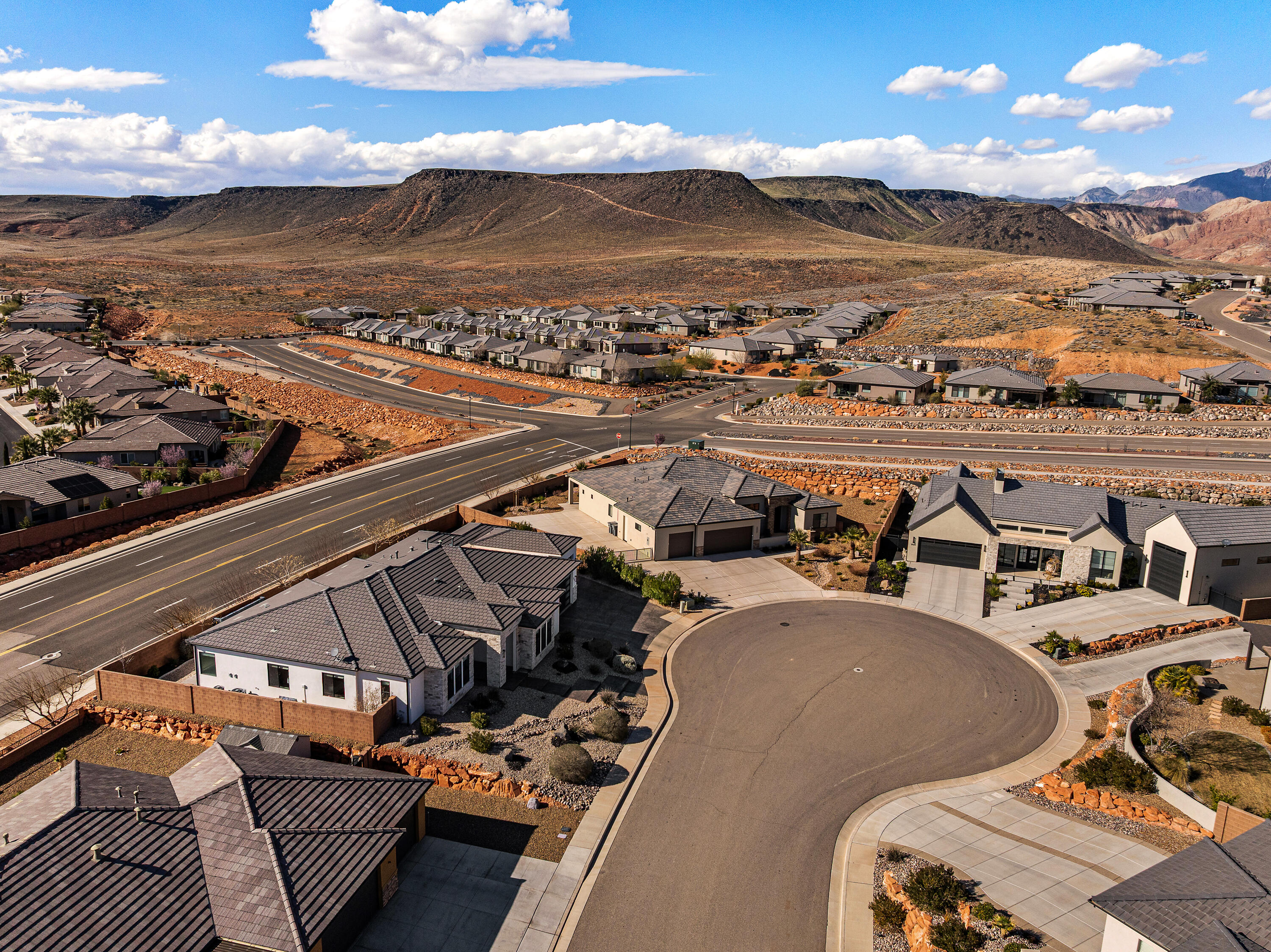 WASHINGTON VISTA - Residential