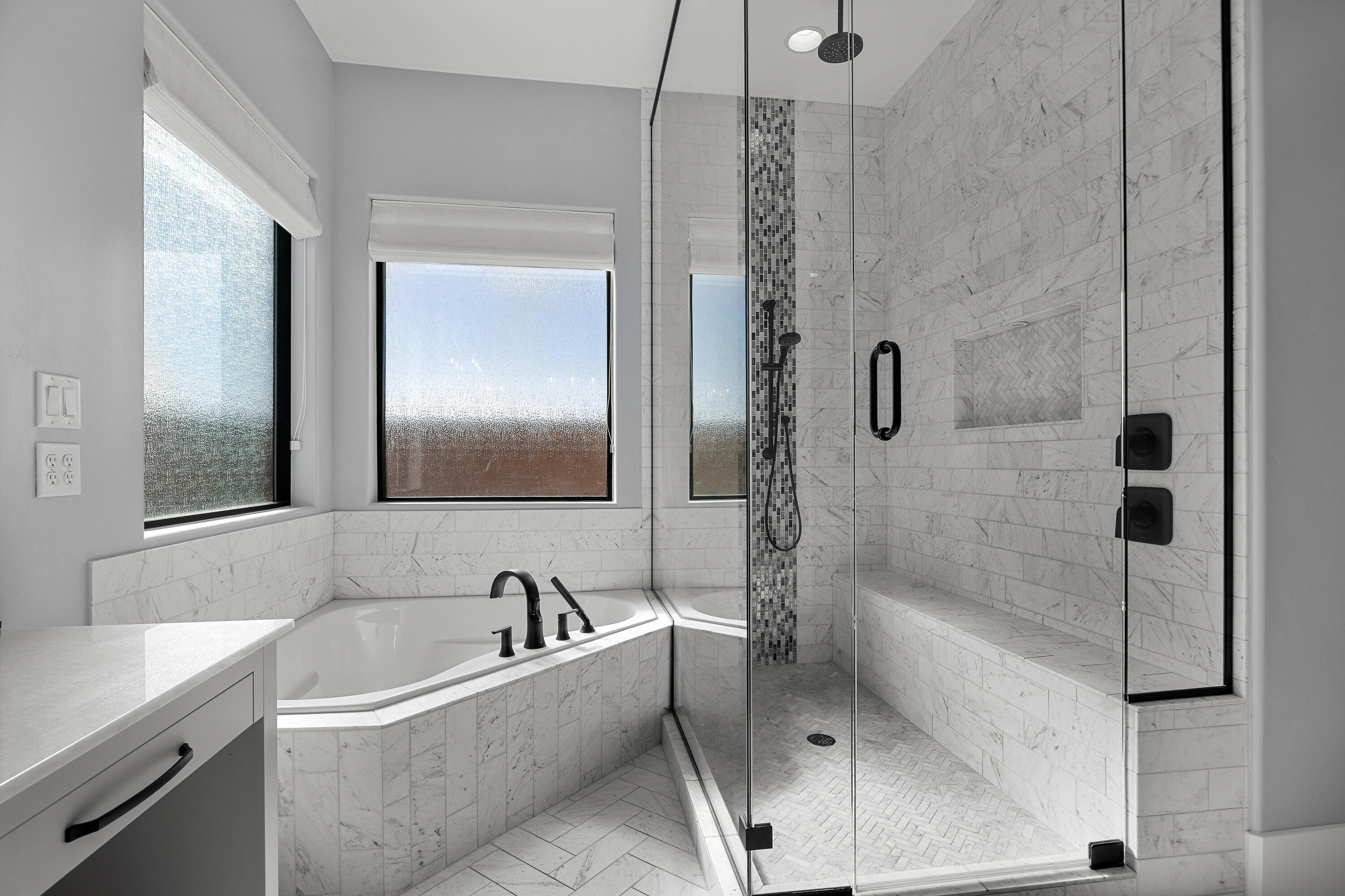 WASHINGTON VISTA - Residential