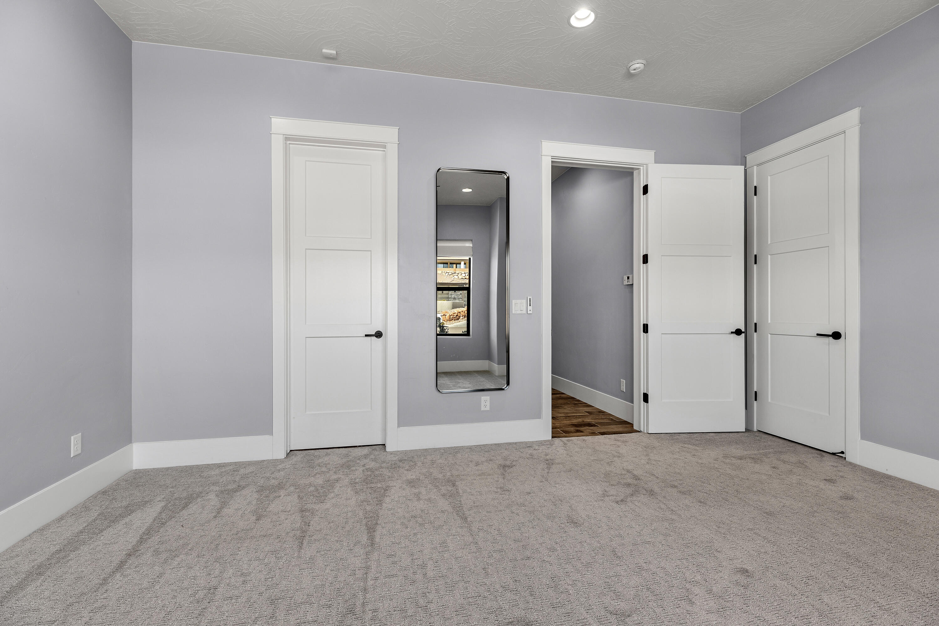 WASHINGTON VISTA - Residential