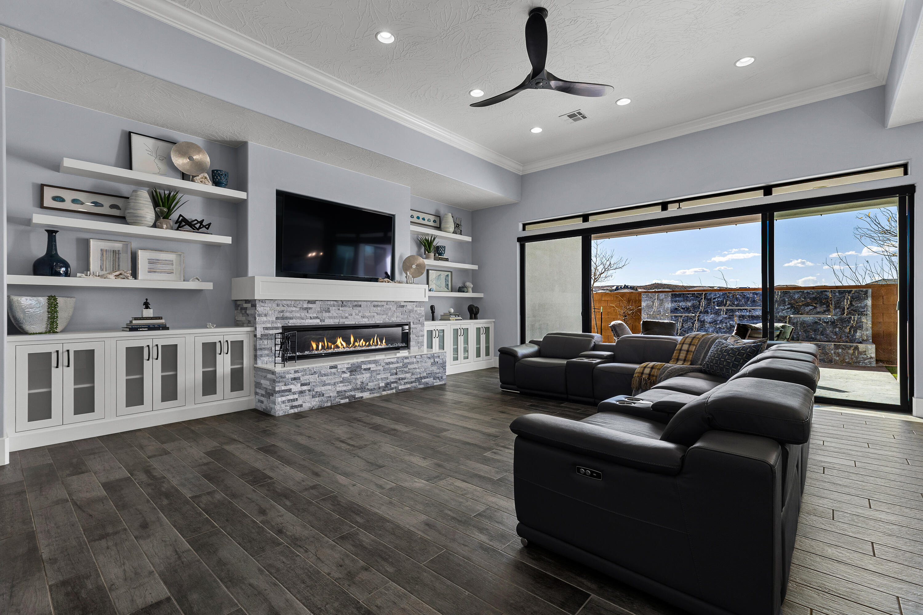 WASHINGTON VISTA - Residential