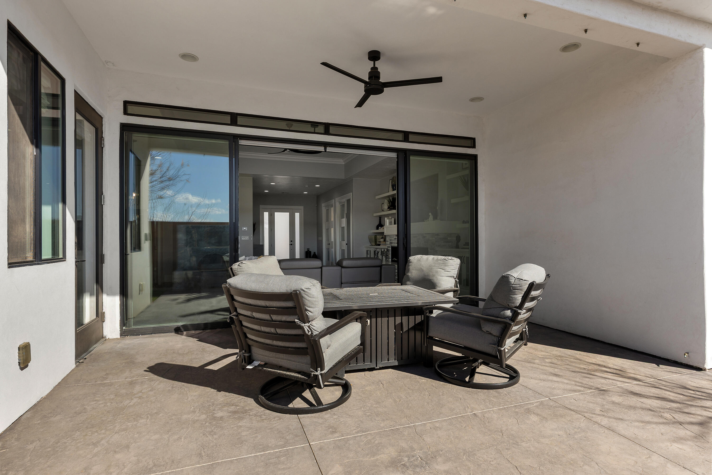 WASHINGTON VISTA - Residential