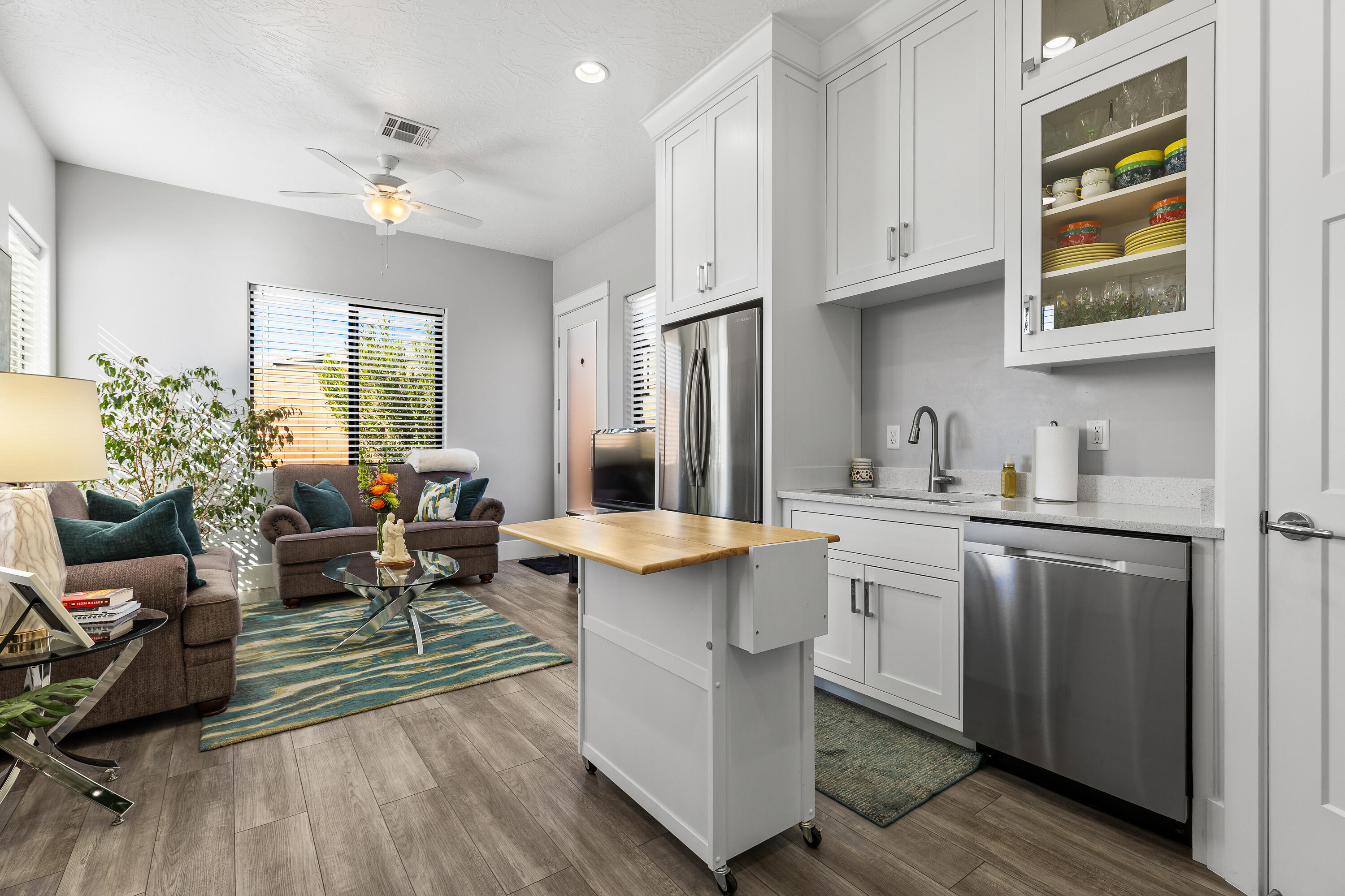 WASHINGTON VISTA - Residential