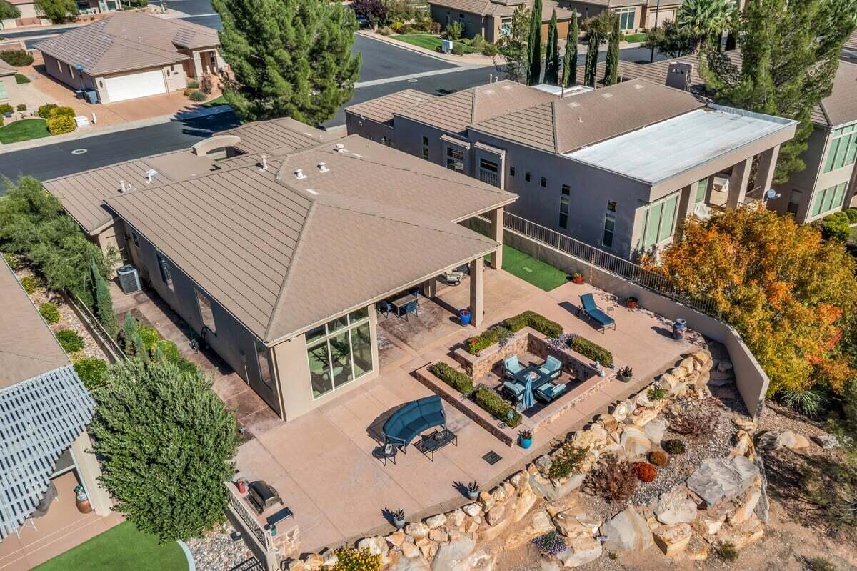 SANTA MARIA AT SUNBROOK - Residential