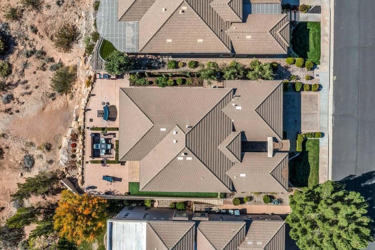 SANTA MARIA AT SUNBROOK - Residential