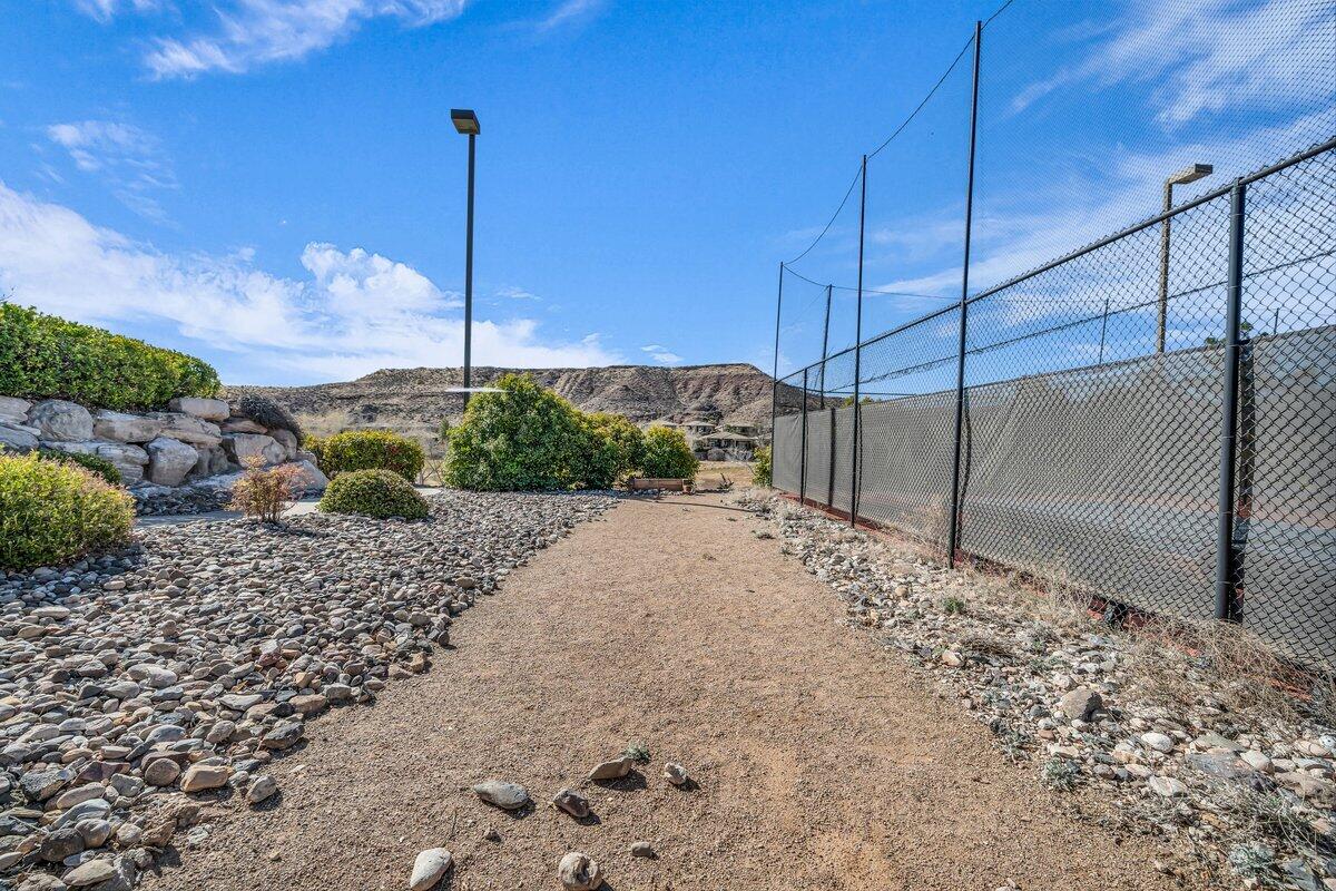 SANTA MARIA AT SUNBROOK - Residential