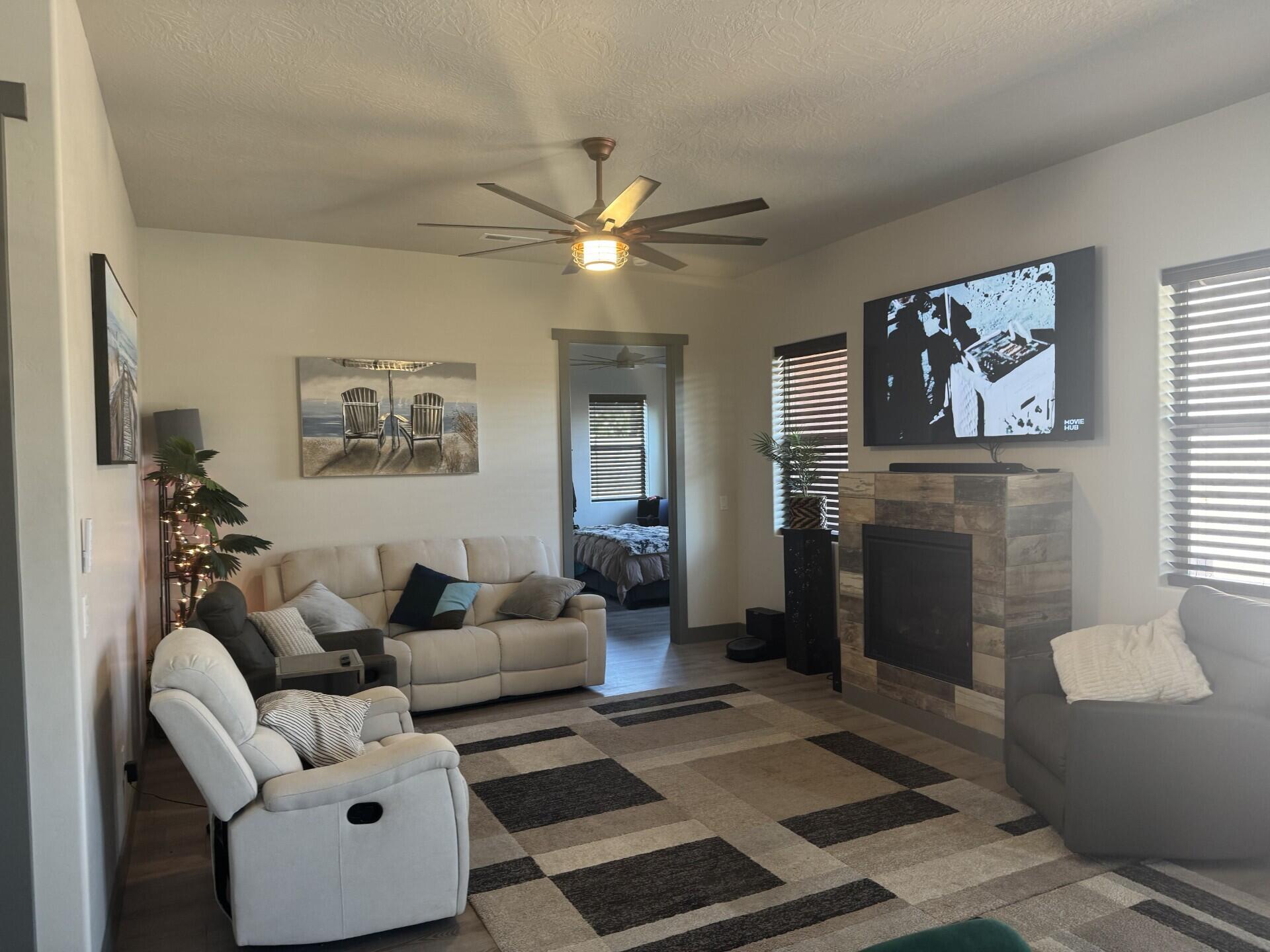 OVERLOOK AT GREEN VALLEY - Residential