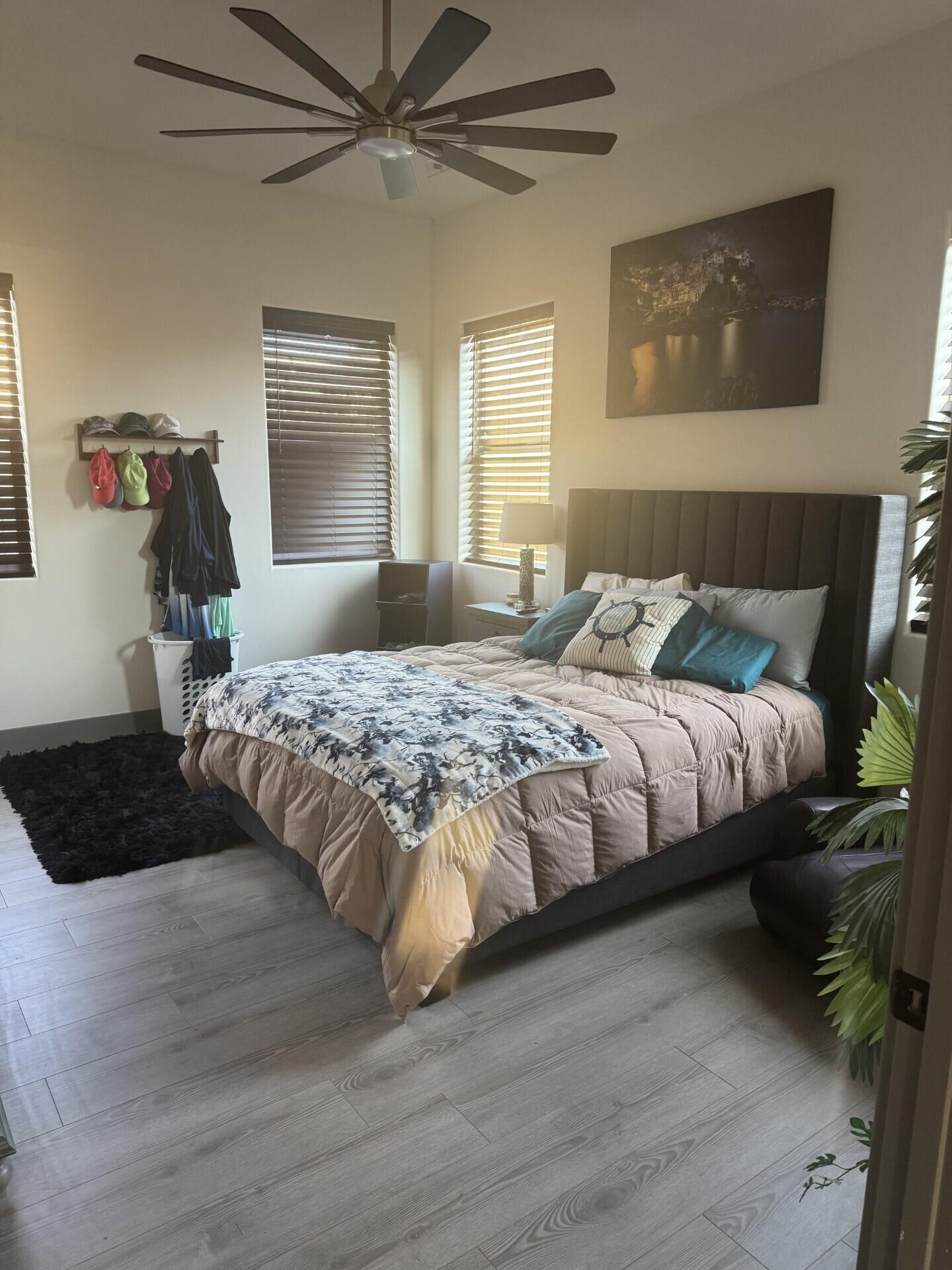 OVERLOOK AT GREEN VALLEY - Residential