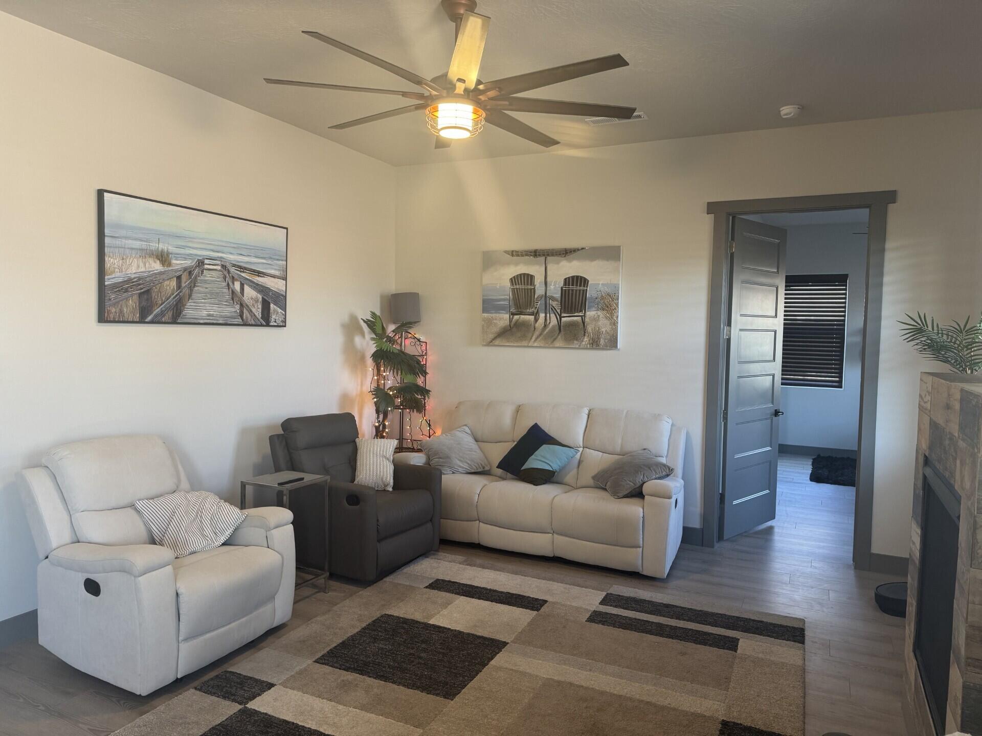 OVERLOOK AT GREEN VALLEY - Residential