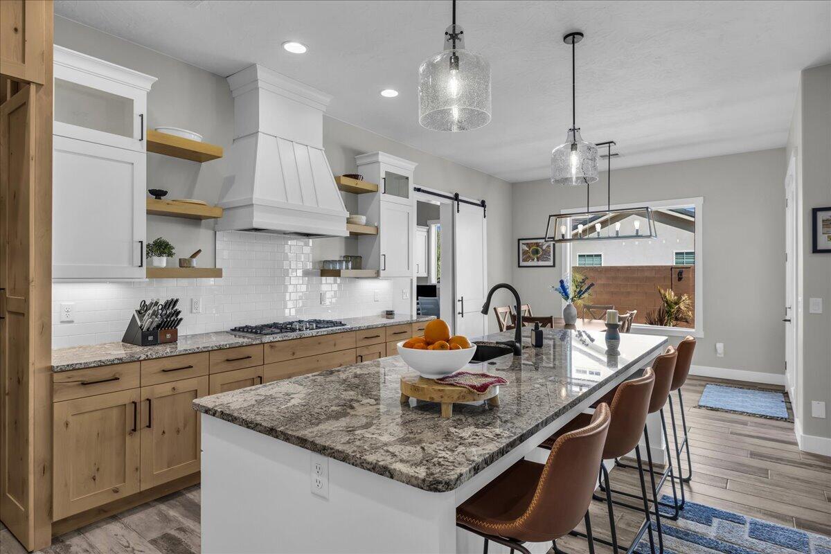 WILLOWS - Residential