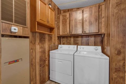 Tiny photo for 415 S 75 E, Ivins, UT 84738 (MLS # 25-266276)