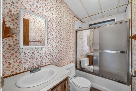 Tiny photo for 415 S 75 E, Ivins, UT 84738 (MLS # 25-266276)