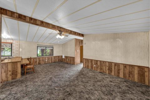 Tiny photo for 415 S 75 E, Ivins, UT 84738 (MLS # 25-266276)