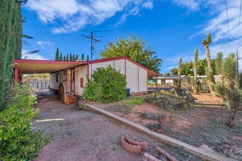 Tiny photo for 415 S 75 E, Ivins, UT 84738 (MLS # 25-266276)