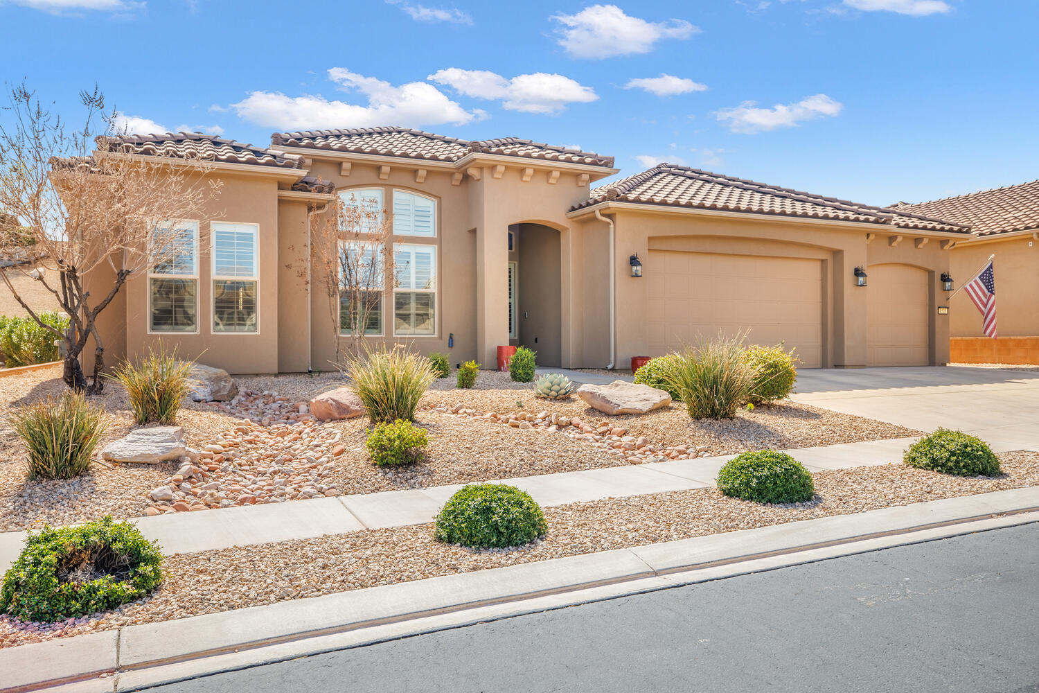 SUN RIVER - Residential