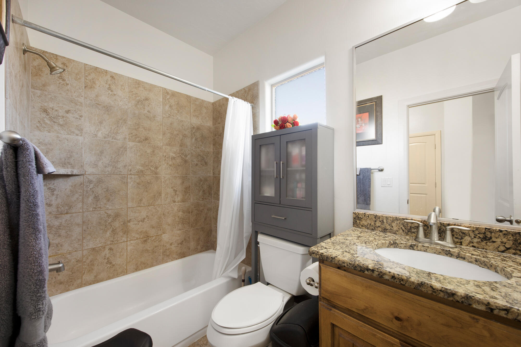 HIGH CHAPARRAL AT THE WASHINGTON BENCH - Residential