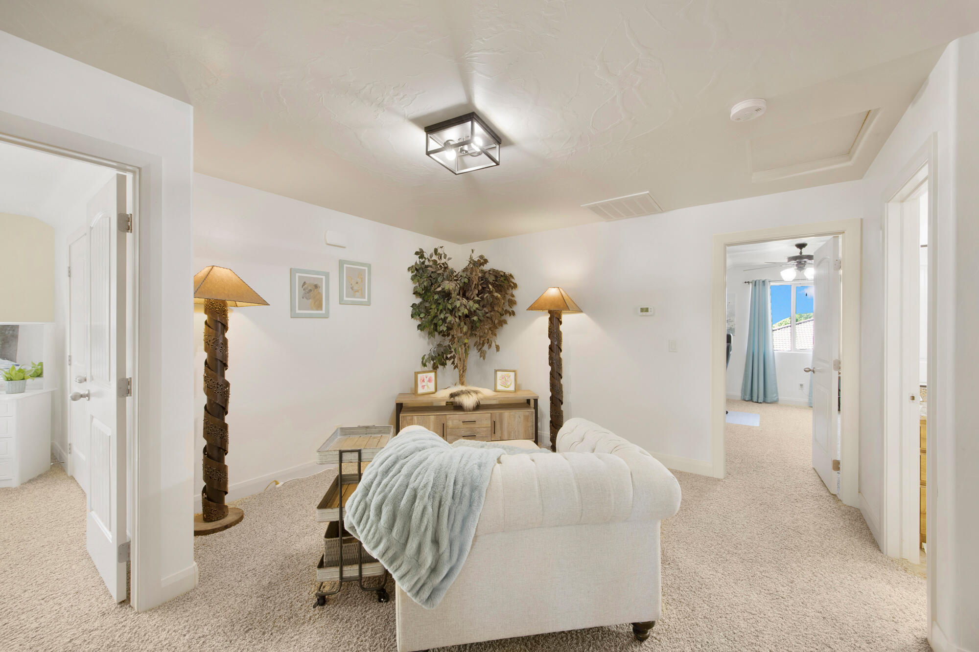 HIGH CHAPARRAL AT THE WASHINGTON BENCH - Residential