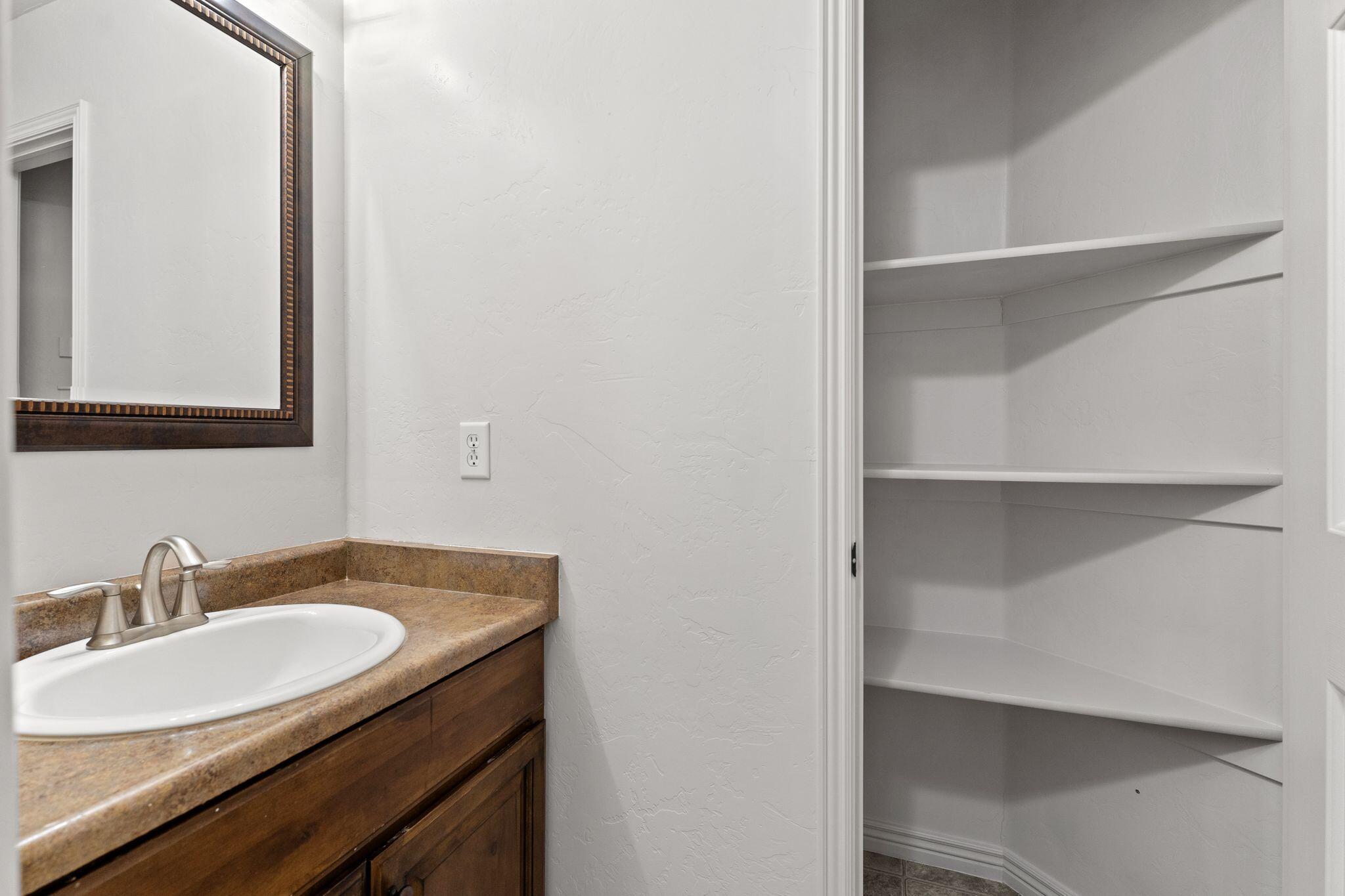 BLUFF VIEW TOWNHOMES - Residential