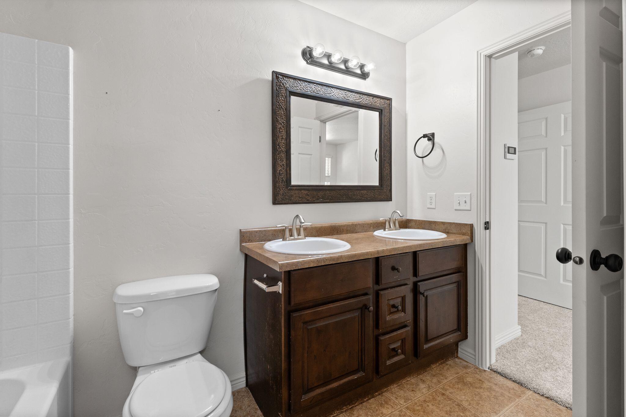 BLUFF VIEW TOWNHOMES - Residential