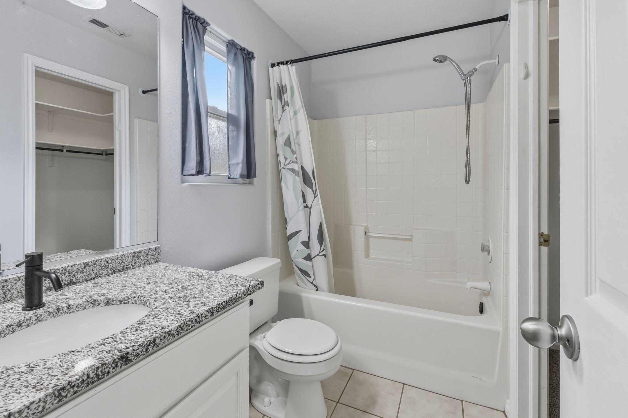 STONE POINT PATIO HOMES - Residential