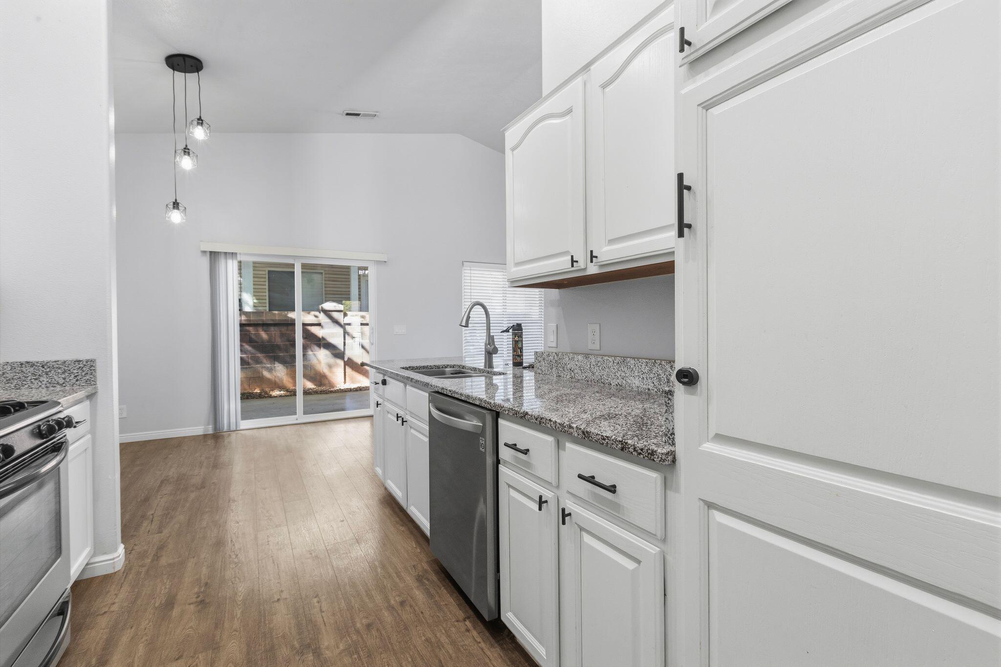 STONE POINT PATIO HOMES - Residential