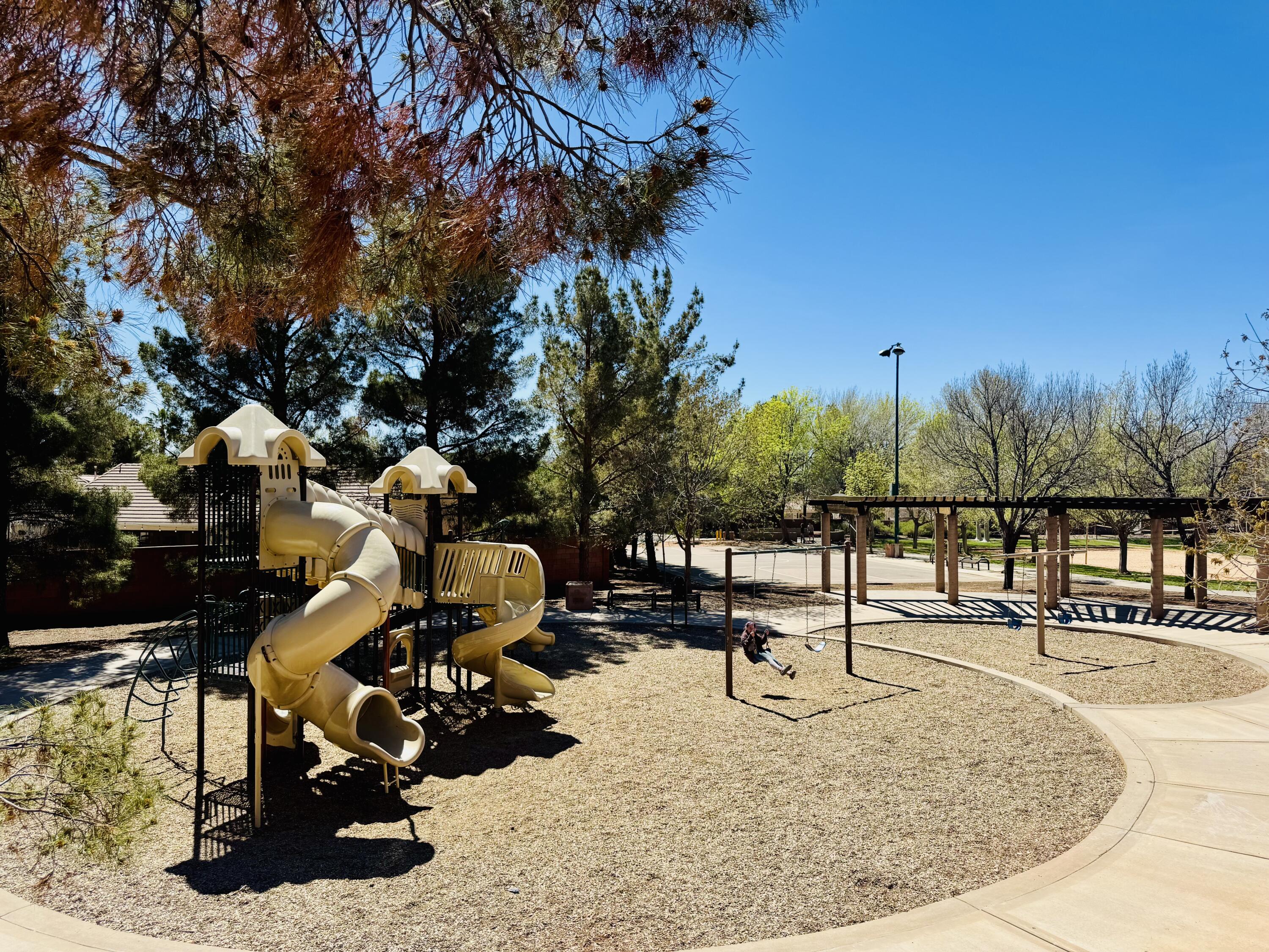 STONE POINT PATIO HOMES - Residential