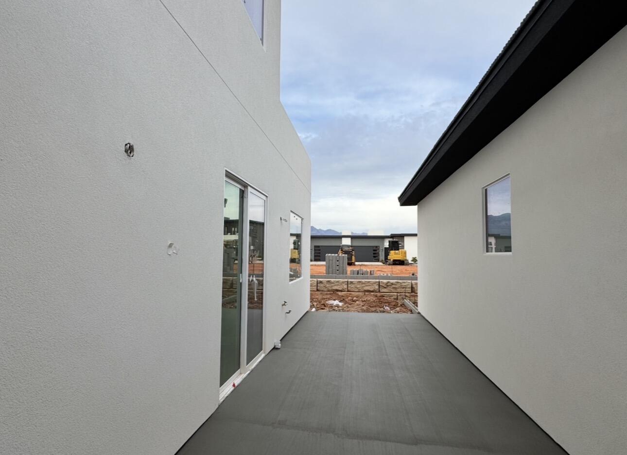 EAGLE POINTE - Residential