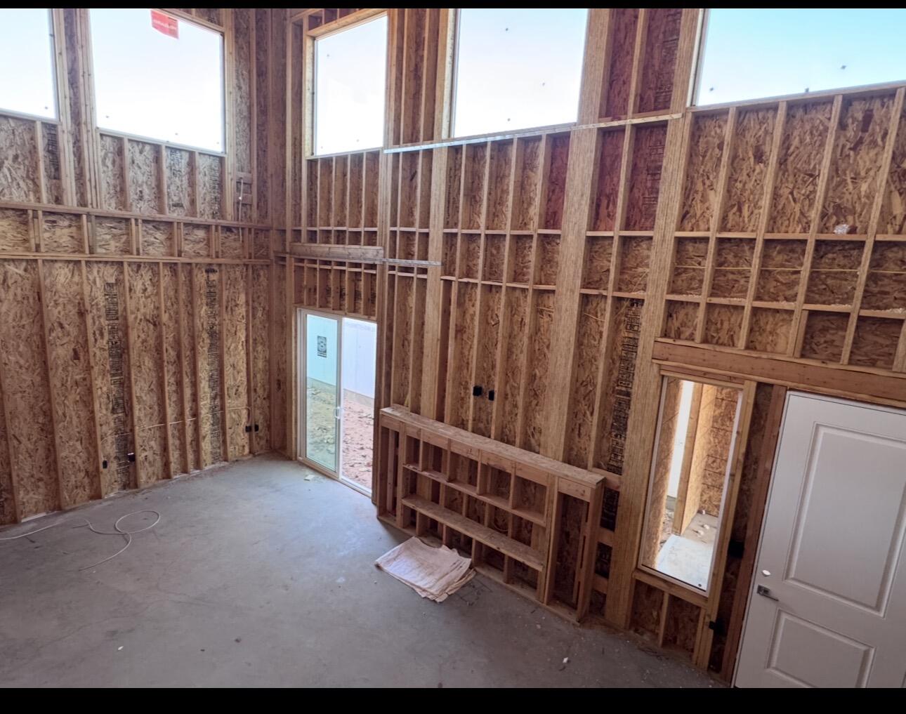 EAGLE POINTE - Residential