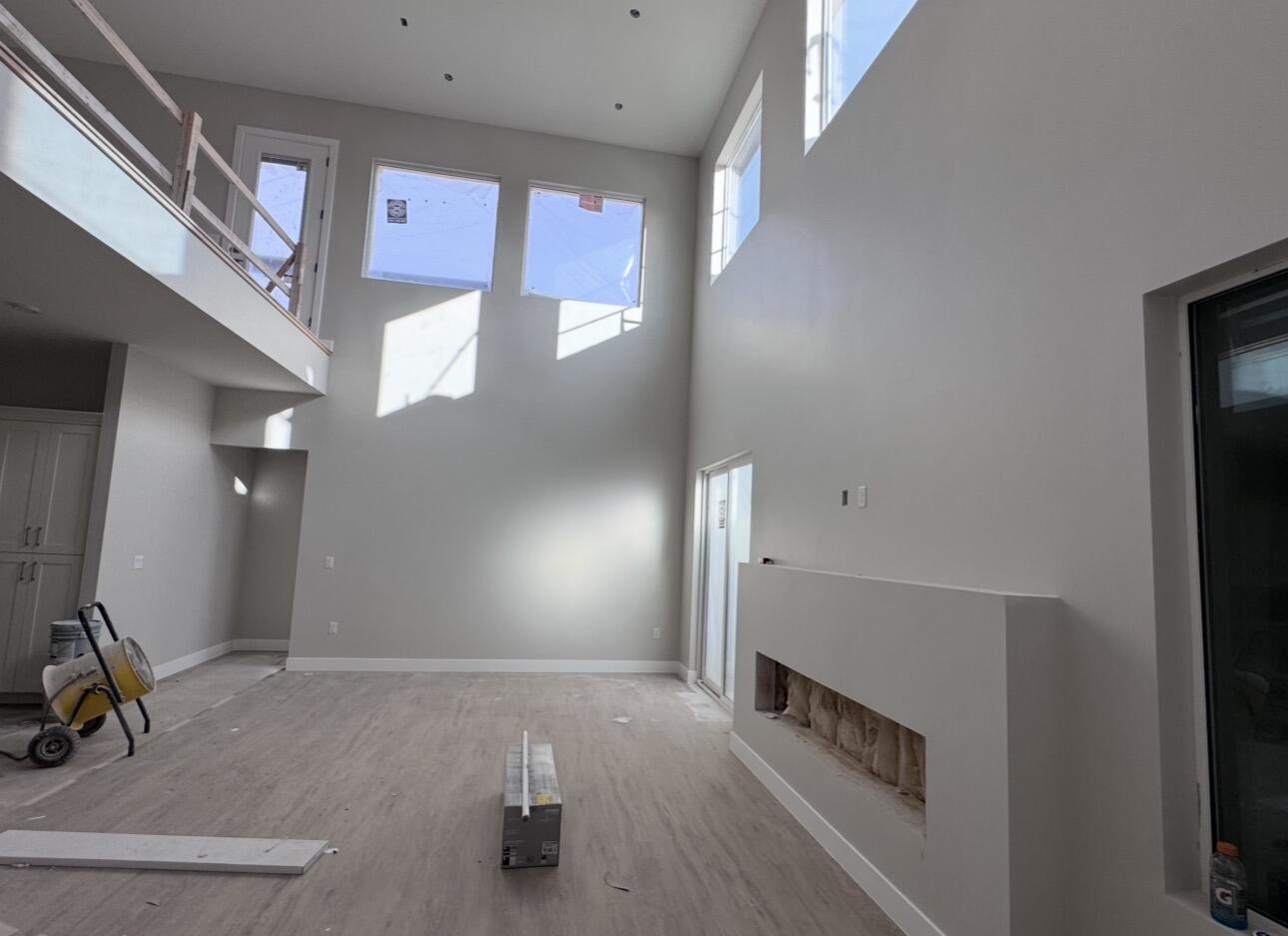 EAGLE POINTE - Residential