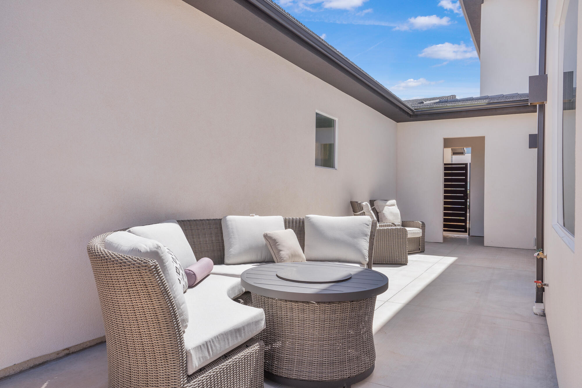 EAGLE POINTE - Residential