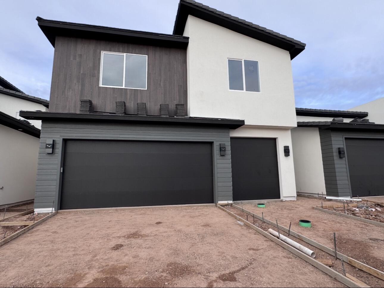 EAGLE POINTE - Residential