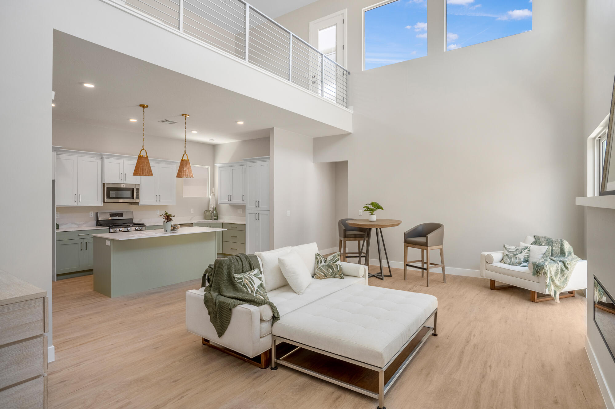 EAGLE POINTE - Residential