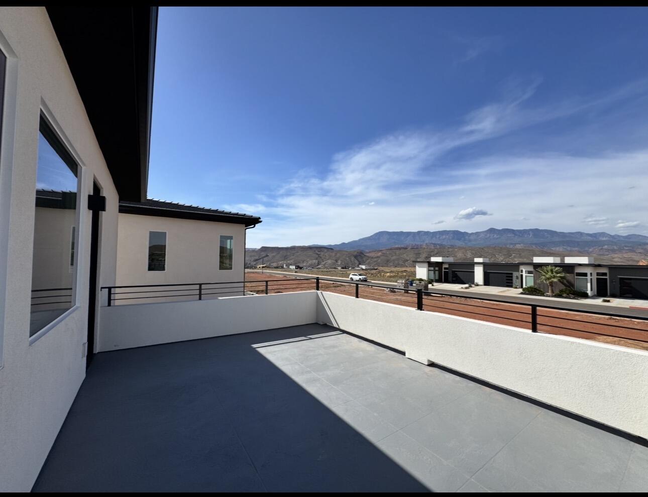 EAGLE POINTE - Residential