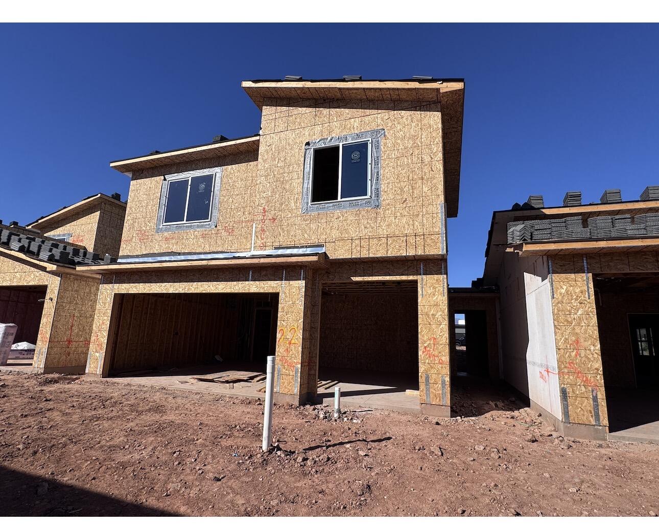 EAGLE POINTE - Residential